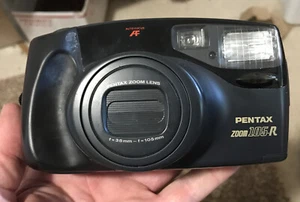 Pentax Zoom 105-R 35mm Point & Shoot Film Camera 2 Rolls Film Untested - Picture 1 of 6