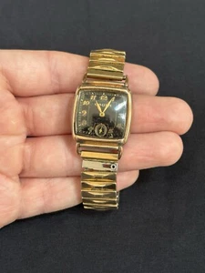 Vintage Gruen Cal. 411C Art Deco 15 Jewels Black Dial Swiss Men’s Watch - Repair - Picture 1 of 12