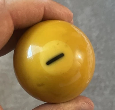 Bola de billar vintage de baquelita rica caramelo número 1 Foto 1 de 2