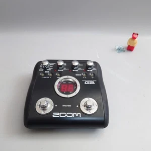 Zoom G2 Multi-Effects Guitar Effect Pedal free shipping - Picture 1 of 4