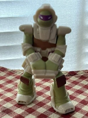 4-дюймовая экшн-фигурка Donatello TMNT 2016 Viacom McDonald's Toy - Изображение 1 из 2