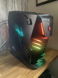 MSI 4K Gaming Monster Aegis Ti3 GTX 1080 TI X 2 - Foto 1 di 13