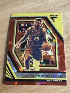 Reggie Bullock 2022-23 Flux Basketball #123 Red Cracked Ice Prizm-Mavericks