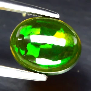 Opale noire d'Ethiopie, taille ovale cabochon/2,12 carats - Picture 1 of 3