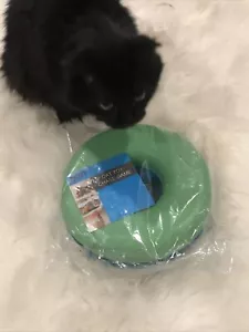 INY 9” Cat Toy Chase Game Blue/green NWT - Picture 1 of 5