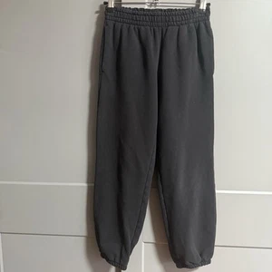 Athleta Girl All Day Jogger Sweatpants Black Medium Lounge Cozy Active FA24 - Picture 1 of 9