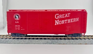 HO Accurail 40' Box Car Great Northern GN 3630 Red RTR - Picture 1 of 6