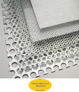 Lastra Lamiera Lamina Forata Acciaio Inox 304 foro mm 4 sp. mm 1 mm 250x1000 - Foto 1 di 1