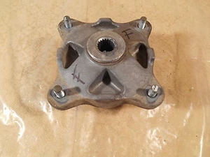2005 05 POLARIS SPORTSMAN 500 H.O. 4X4 FRONT WHEEL HUB T1084 - Picture 1 of 8