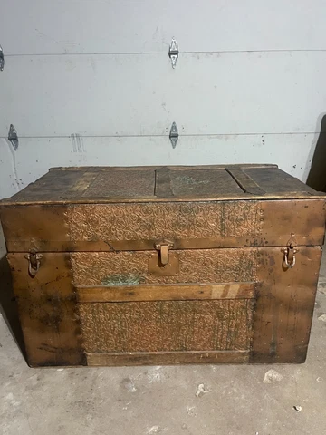 Antique Victorian Steamer Trunk Chest Cover