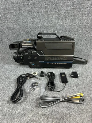 Panasonic OmniMovie PV-320D VHS HQ Camcorder w/ Case & Accessories Untested - Image 1 of 4