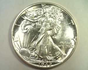 1942 WALKING LIBERTY HALF UNCIRCULATED UNC. NICE ORIGINAL COIN FROM BOBS COINS - Picture 1 of 2