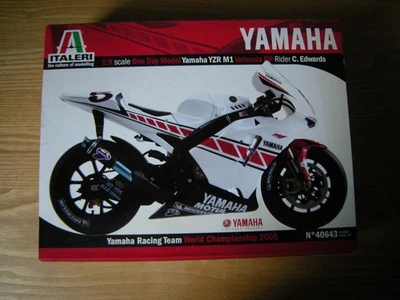 Italeri 1/9 Yamaha YZR M1 2005 Valencia GP Rider C. Edwards No40643 Oneday Model - Image 1 of 4