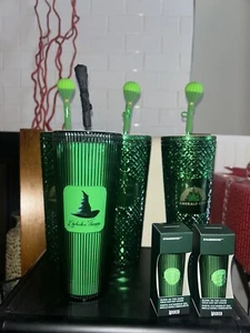 Exclusive Bundle Starbucks 2024 Wicked Emerald City Metallic Green Cold Cup - Bild 1 von 6