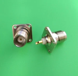 (1 PC) TNC Female Chassis Mount Connector - USA Seller - Picture 1 of 2
