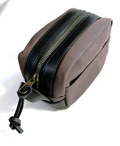 Kit de viaje original Filson USA Rugged Twill, nuevo - Imagen 1 de 4