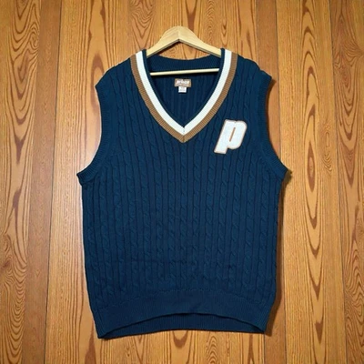 Chaleco tejido con cable Prince PacSun azul medio tenis preppy para hombre Foto 1 de 4