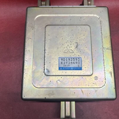 MITSUBISHI 3000GT 1994-1995 SIGILO ECU ECM MOTOR CONTROL INFORMÁTICO MD192593. Foto 1 de 3