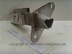 Audi A4 B5 94-01 rear bumper mount NSR passenger side rear shock absorber - Picture 1 of 1