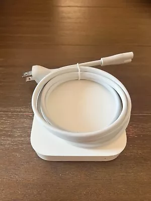 Apple AirPort Express A1392 - AirPlay 2 Receiver - Image 1 of 2