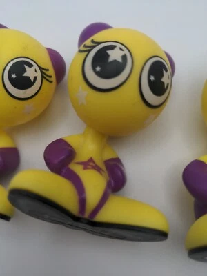 UB Funkeys Twinx - One Loose Figure - Image 1 of 3