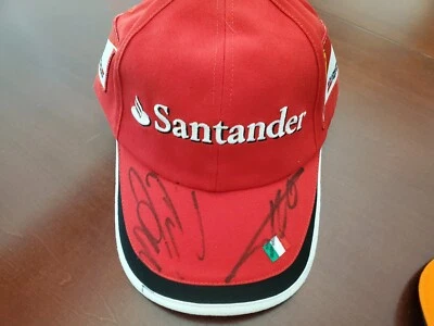 Gorra Fernando Alonso y Felipe Massa Duelo Autografiada Santader Ferrari Fórmula 1 Foto 1 de 3