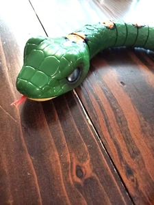 Robo Alive Slithering Snake Live Action - Picture 1 of 3