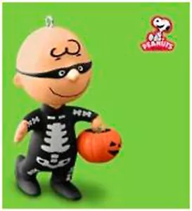 2010 Hallmark Skele-brating Charlie Brown MINIATURE Keepsake Halloween NEWinBOX - Picture 1 of 2