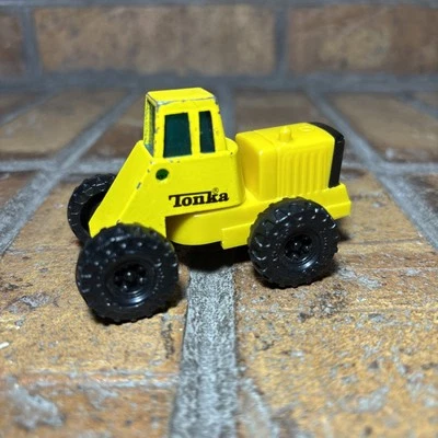 VTG ✅ Tonka Tractor Construction Truck Toy Vehicle 1992 Yellow ✅ 1:64 Diecast - Image 1 of 4