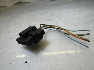 Renault Megane 2 mk2 left front headlight headlamp connector plug snapped clip - Picture 1 of 6