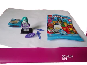 Original Lego Series 22 Mini Figure Night Protector New - Picture 1 of 1