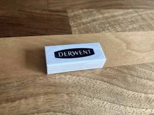 Derwent Plastic Eraser New Pencil Charcoal Rubber Artist - Picture 1 of 3