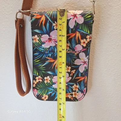 Cartera Bandolera/Soporte para Teléfono Maddengirl Diseño Floral Hawaiano Foto 1 de 4