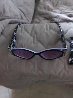 Gafas de sol Kuromi Foto 1 de 2