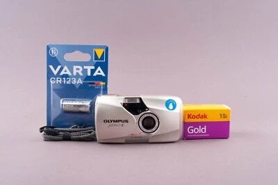 Olympus Mju II QD Stylus Epic DLX 2,8/35mm Point & Shoot 35mm Film Camera - Image 1 of 4