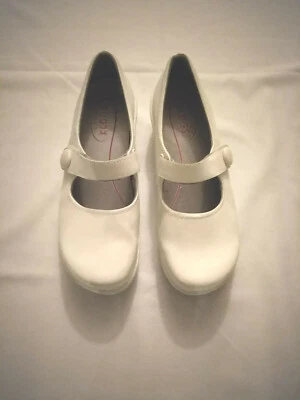Klogs White Leather Mary Janes Clog Women Nursing Working Shoes size 9.5 M (US) - Image 1 of 4