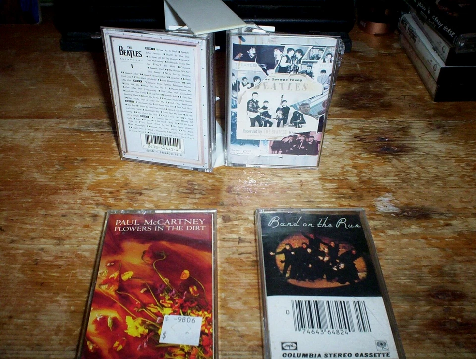 THE BEATLES / PAUL McCARTNEY ( 4 ) CASSETTE lot: ANTHOLOGY / DIRT / ON THE RUN - Image 1 of 1