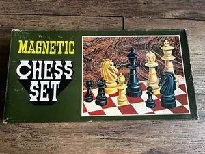 Vintage Magnetic Chess Set Complete - Picture 1 of 11