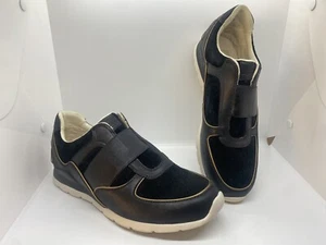 UGG Annetta Slip-On Sneaker Women Trainers Athletic Fashion Shoes 1019656 Black - Picture 1 of 7