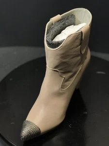 NEW PLOMO SIENNA WOMENS BEIGE SOFT LEATHER BOOTIES SIZE EUR 38 MADE IN SPAIN - Picture 1 of 10