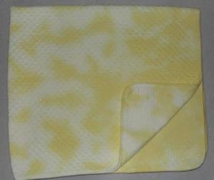 Mignone Yellow & White Quilted Pattern Baby Blanket Soft Cotton - Picture 1 of 4