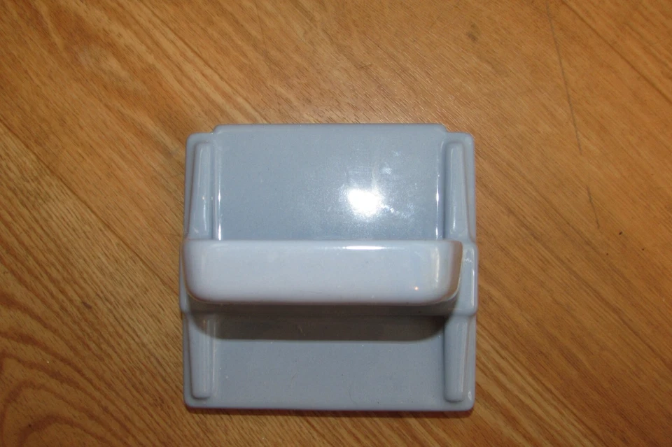 Plato porta jabón de cerámica azul claro vintage retro de mediados de siglo #1005 Foto 1 de 4