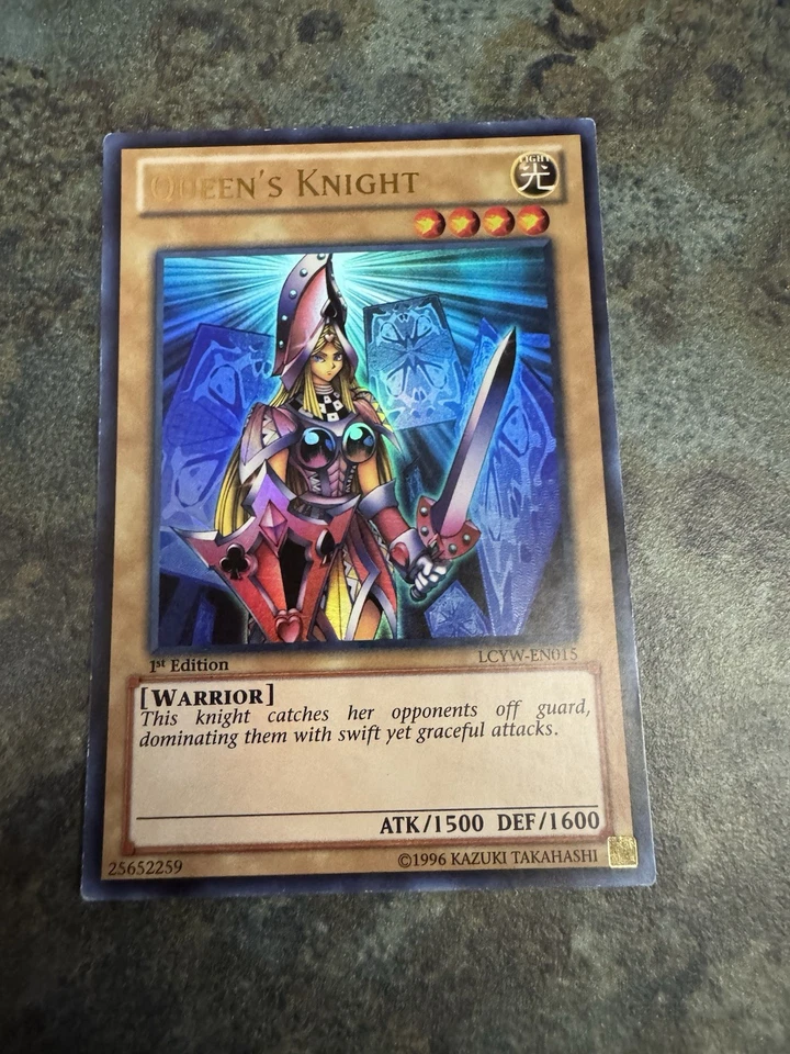 Queen's Knight LCYW-EN015 Legendary Collection 3: Yugi's World 1st Edition - Image 1 of 1