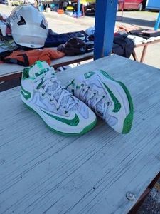 LeBron 11 Max Low - Picture 1 of 6