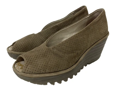 Zapatos de cuña Fly London perforados punta abierta marrón 37 6,5 Foto 1 de 4