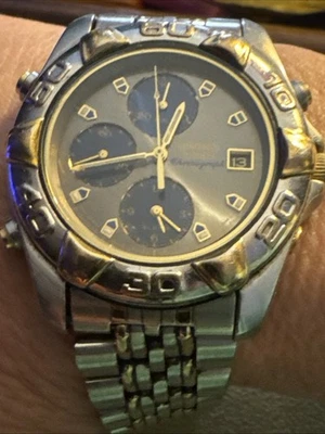 Reloj cronógrafo Seiko 2 tonos alarma 1994 7T32-6E89 40 mm Foto 1 de 4