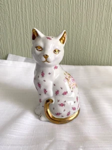 Vintage Porcelain Cat Figurine Floral Decor Hand Finished Gilding 20th Century - Picture 1 of 6