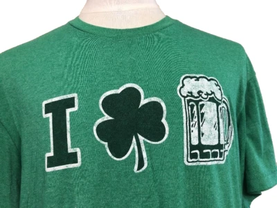 Camiseta Para Hombre Verde Irlandesa Gráfica Talla XL I ☘️ 🍺 USADA EN EXCELENTE ESTADO una vez Foto 1 de 4