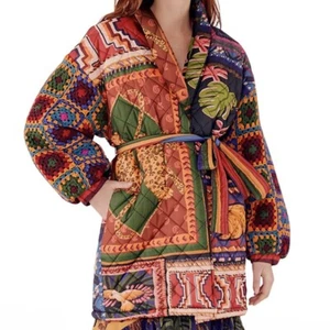 Chaqueta acolchada Farm Rio Patchwork Tapiz Crochet para mujer pequeña - Imagen 1 de 11