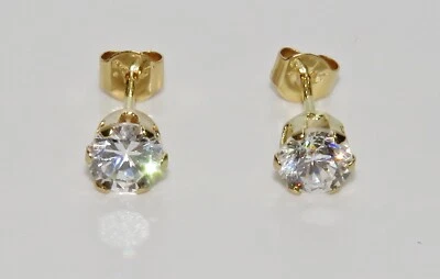 9ct Gold 0.50ct Solitaire Ladies Stud Earrings - UK MADE - Simulated Diamond - Image 1 of 4